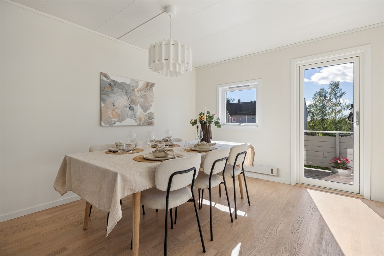 Dekk på til familie og gjester! Galleribilde