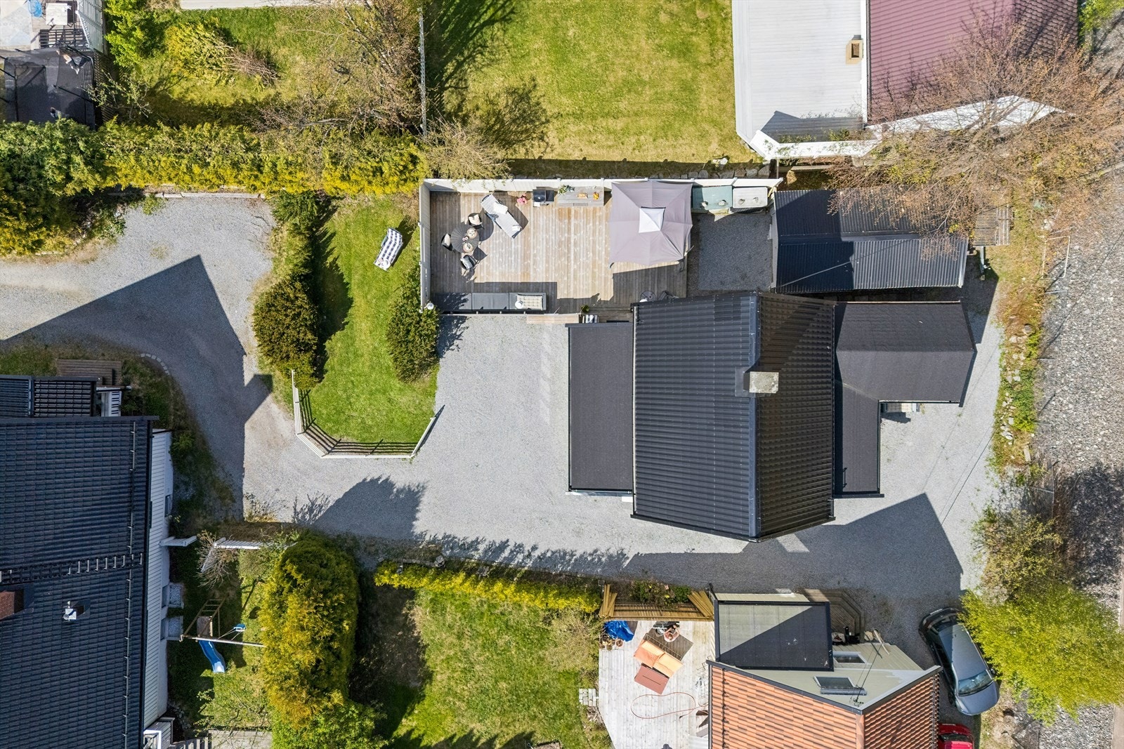 Dronefoto av tomt. Galleribilde