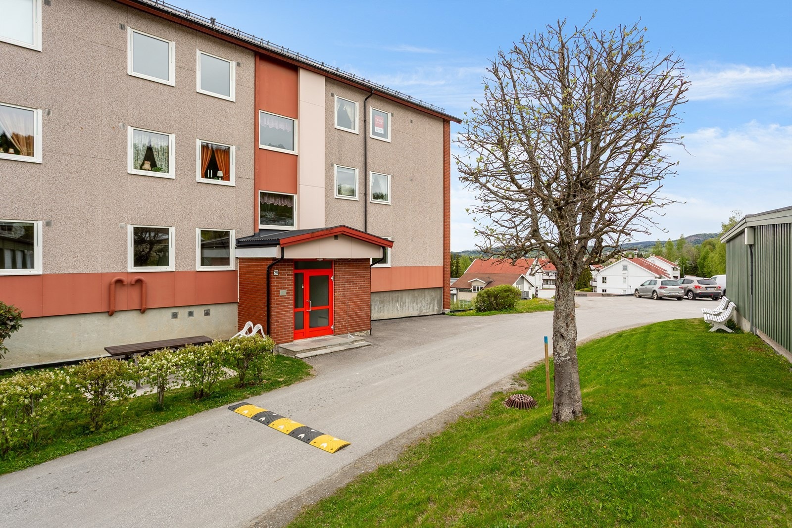 Asfalterte adkomstveier Galleribilde