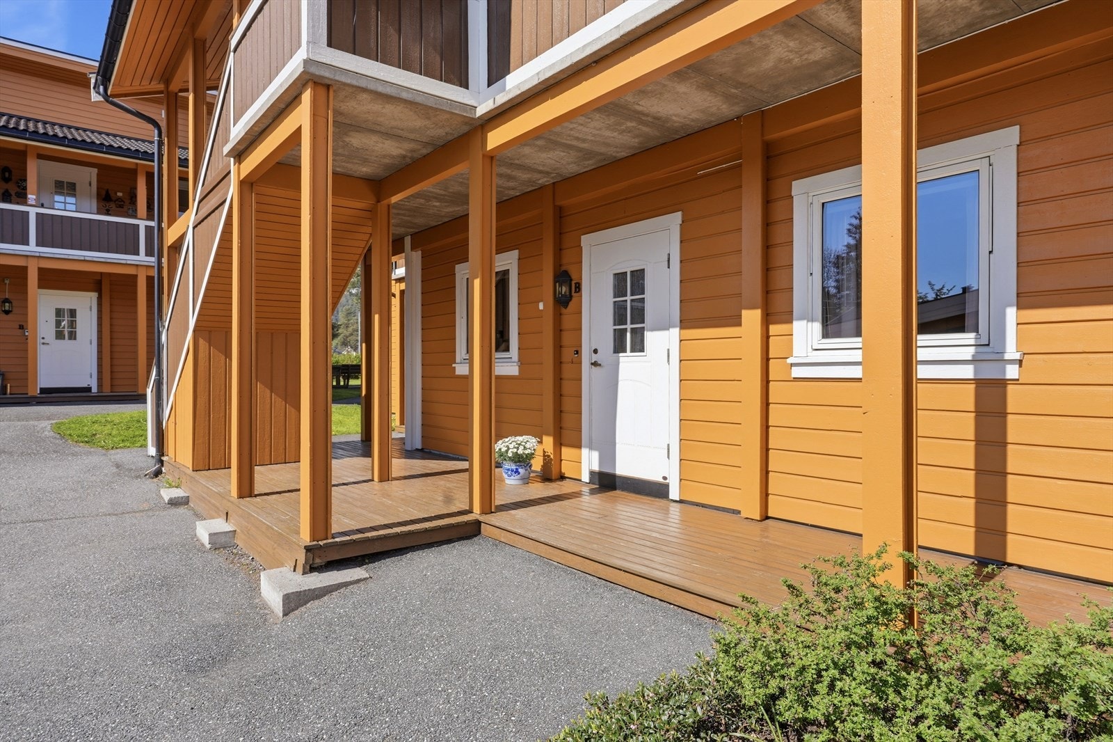 Overbygget inngangsparti. Galleribilde