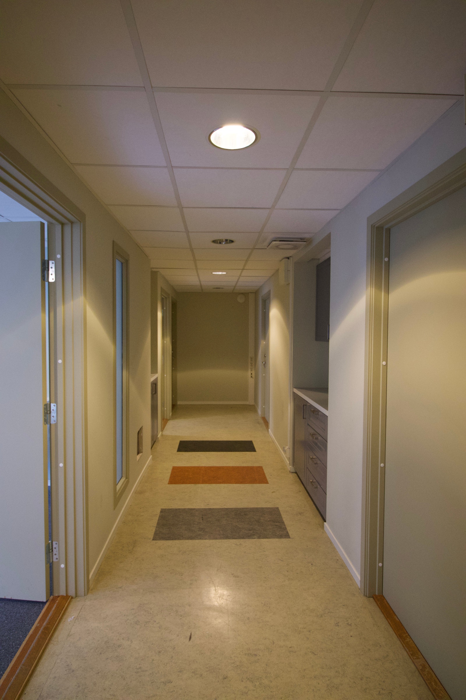 Inngangsparti til kontorhotell Galleribilde