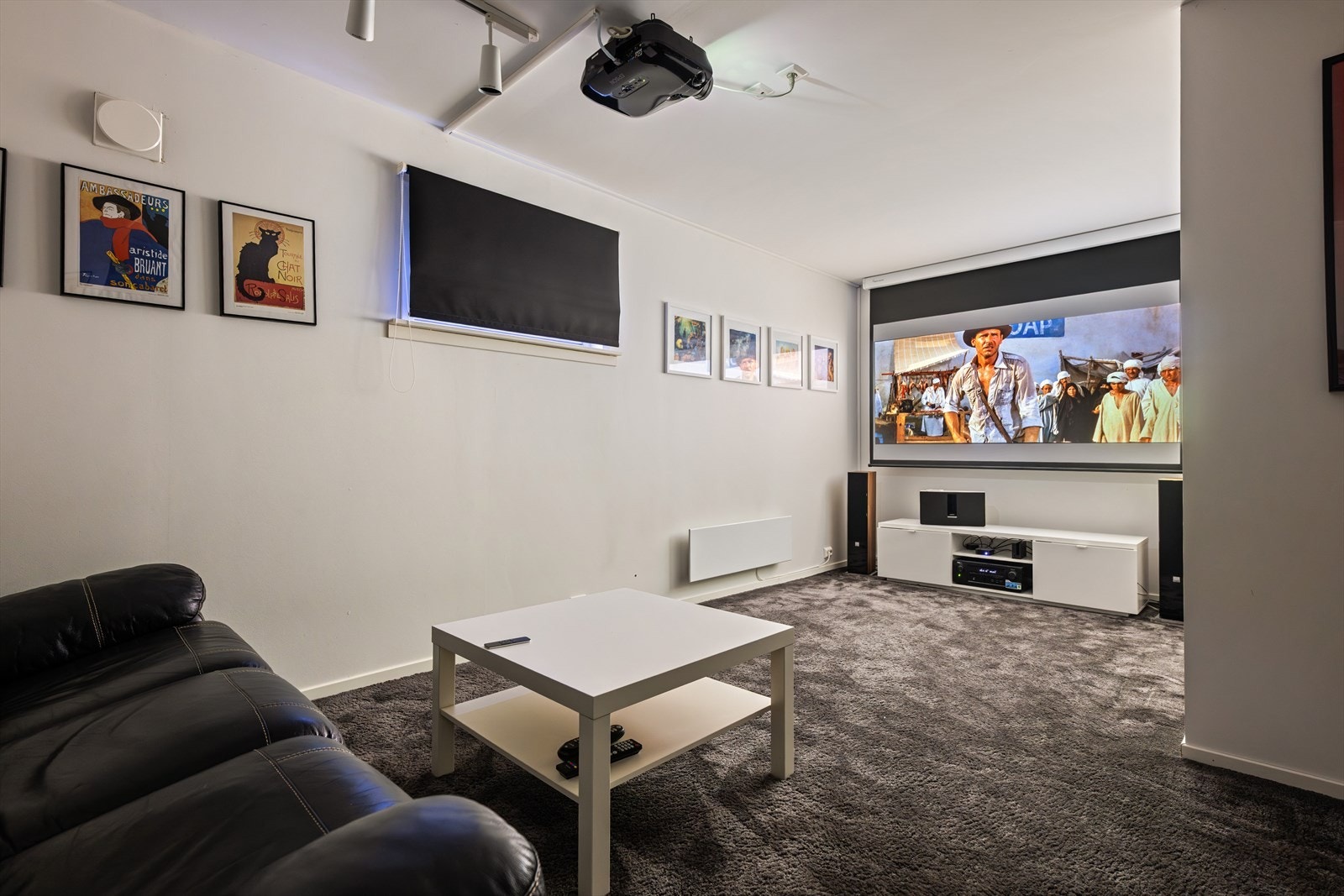 Kino rom for familien. Galleribilde
