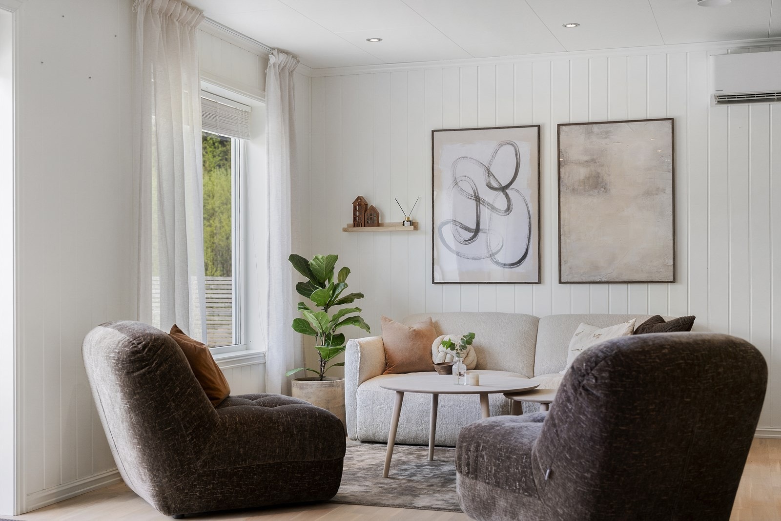 Bustaden har balansert ventilasjon som bidreg til eit sunt og godt inneklima. Galleribilde