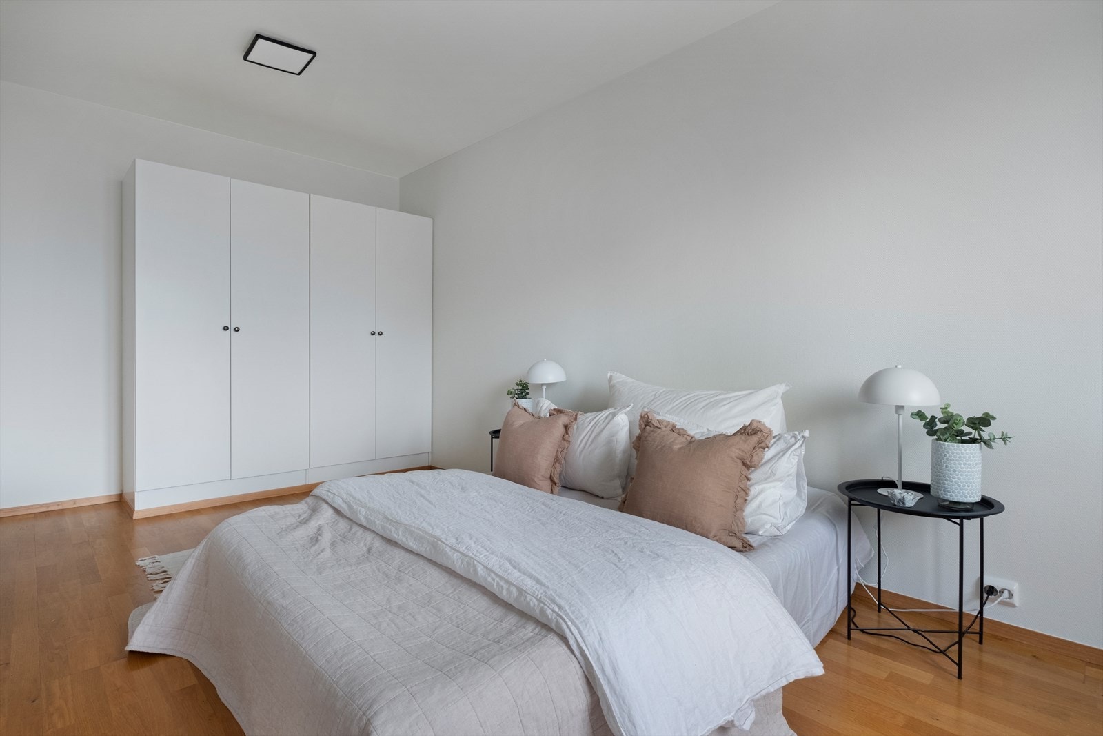 Her er god plass til stor garderobe Galleribilde