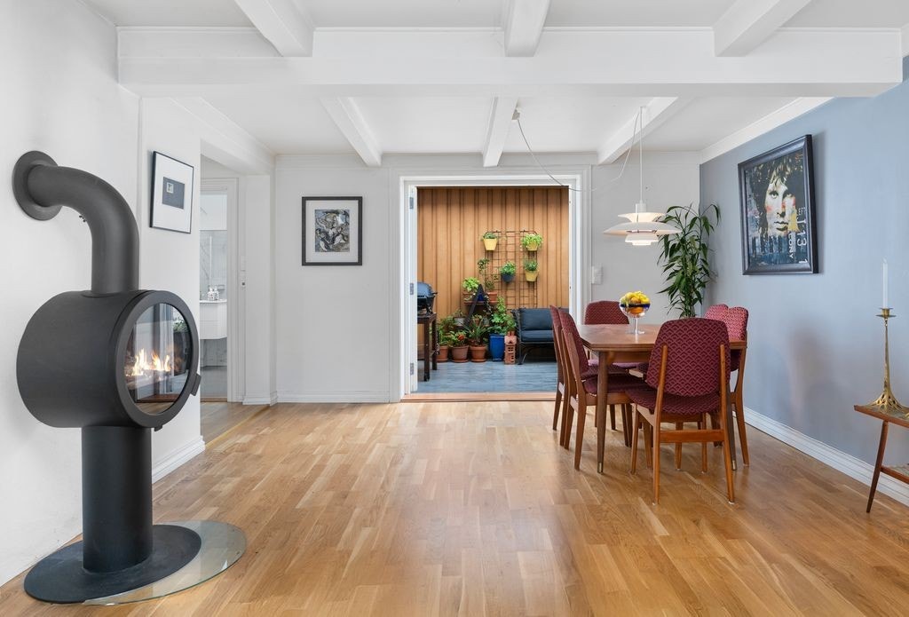 Fra stuen har man direkte adkomst til utvending terrasse Galleribilde