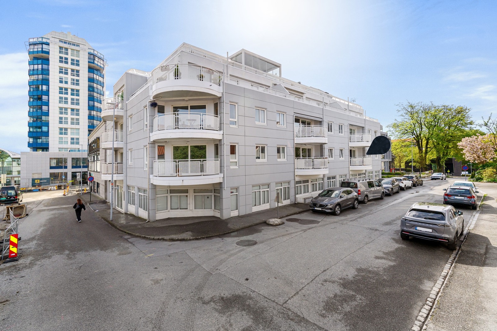 Fra leiligheten kan du spasere til Stavanger sentrum på få minutter og nyte alt byen har å by på. Galleribilde