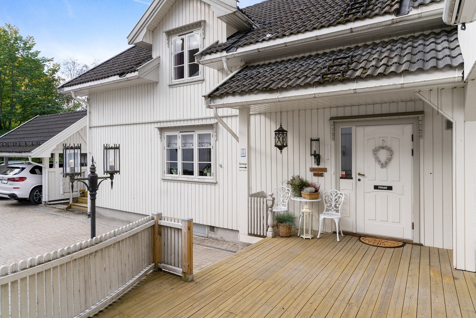 Inngangspartiet til hoveddelen av boligen. Galleribilde