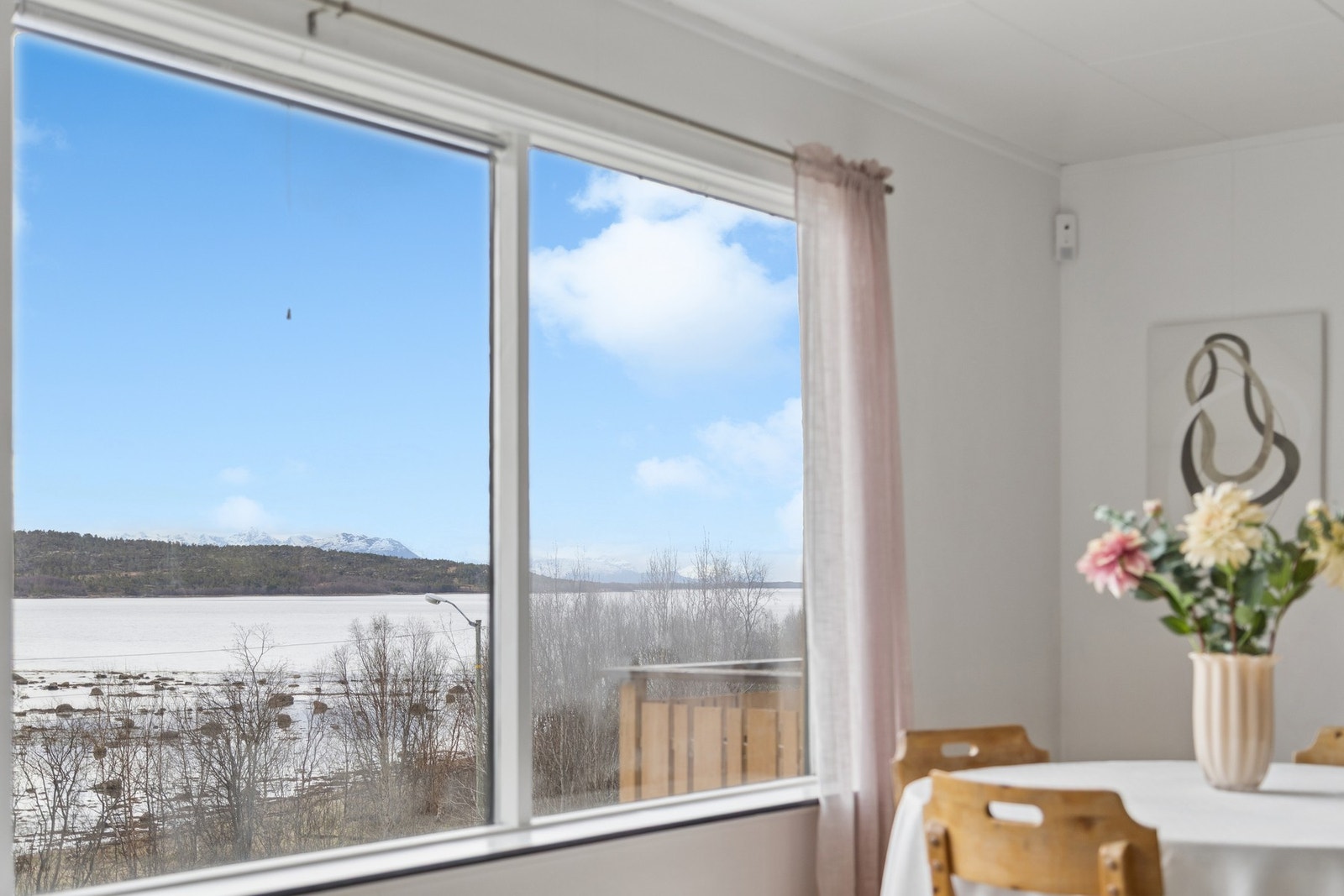 Utsikt og stue Galleribilde