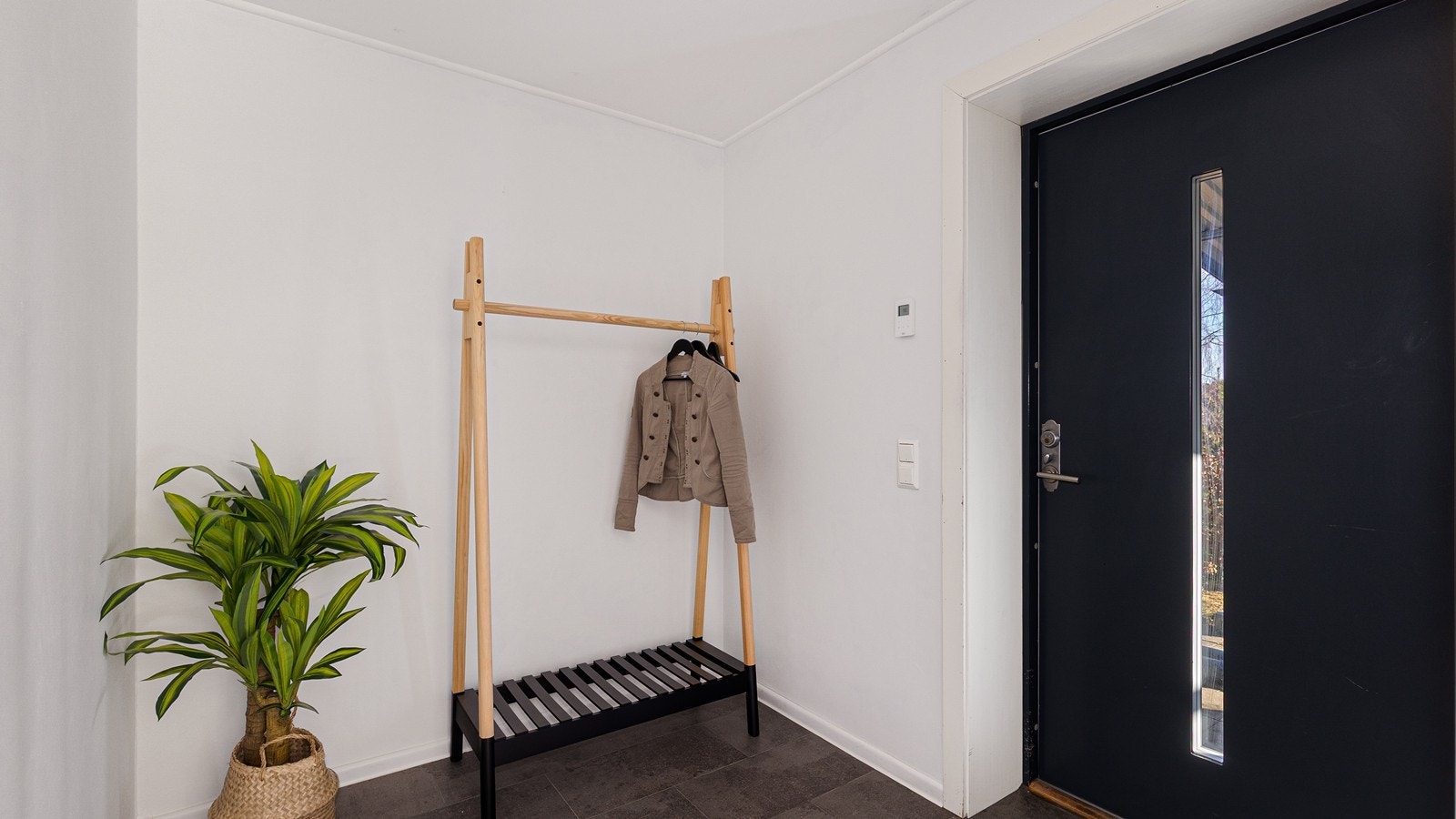 Her er det god plass til garderobe Galleribilde