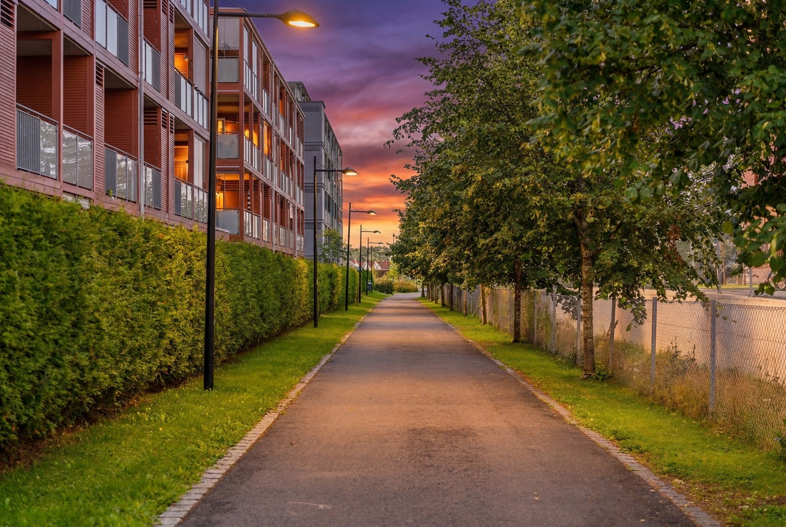 Gang- og sykkelstier i nærområdet gir gode tur- og treningsmuligheter. Galleribilde