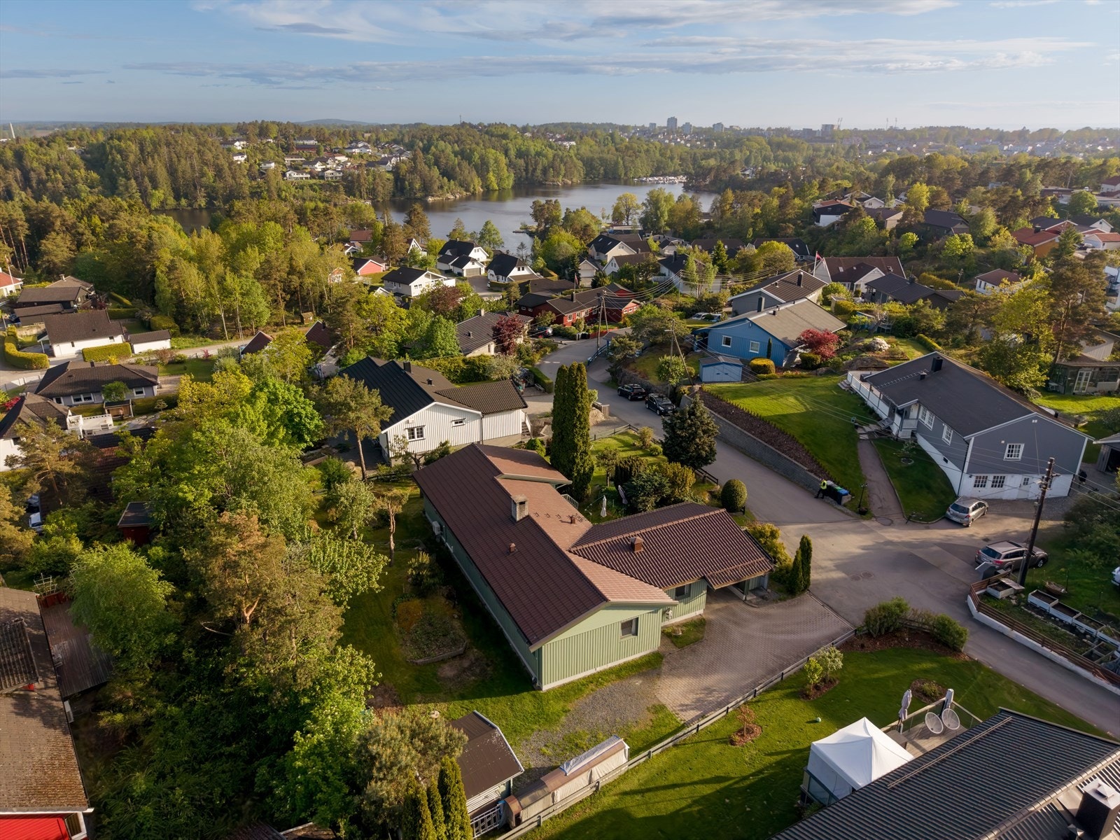Området er omgitt av flotte naturomgivelser og byr på gode muligheter for både rekreasjon og aktivitet året rundt. Galleribilde