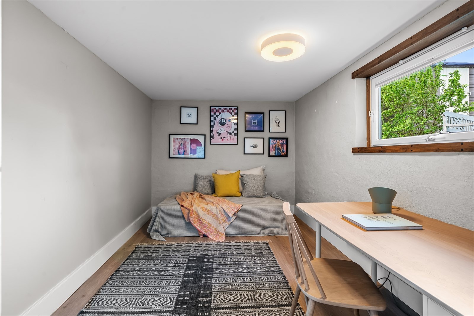 Soverom i kjeller Galleribilde