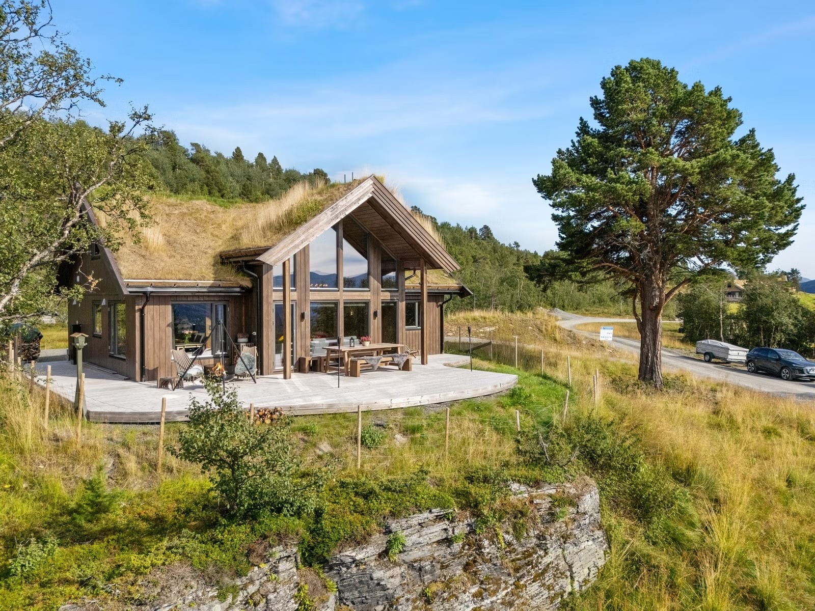 Inspirasjonsbilde av en annen Solheim hytte vi har bygget i feltet :) Galleribilde
