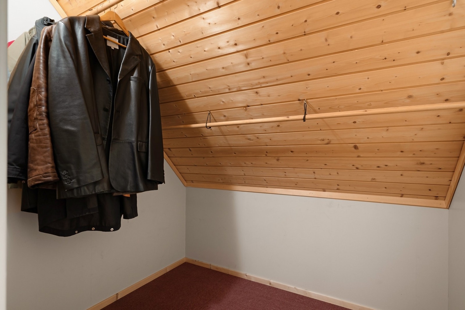 Innvendig bod for lagring. Galleribilde