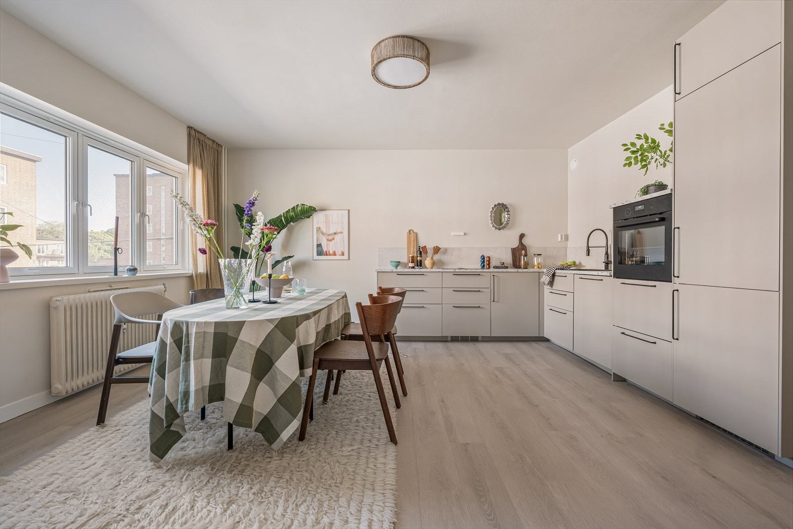 DNB Eiendom v/Marte Gabrielli har gleden av å presentere lekre Trondheimsveien 182! Galleribilde