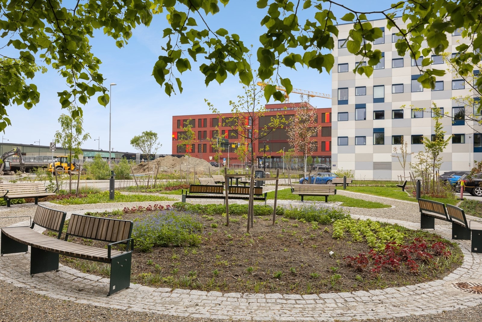 Her bor du i et attraktivt område med kort avstand til byens største studiesteder som NTNU og Handelshøyskolen BI. Her er det fint å bo! Galleribilde