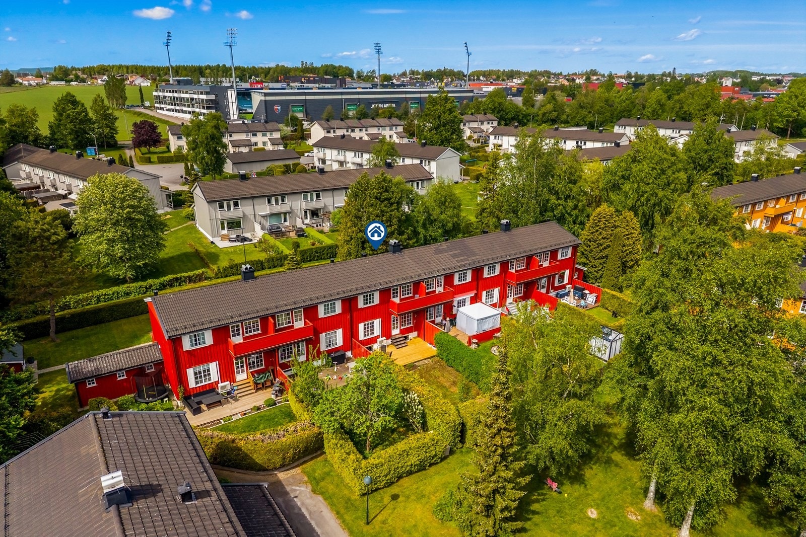 For fotballinteresserte ligger Sandefjords fotballarena kun en kort spasertur unna. Galleribilde