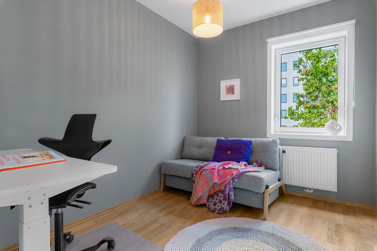 Det tredje soverommet egner seg godt som barnerom, gjesterom eller kontor Galleribilde