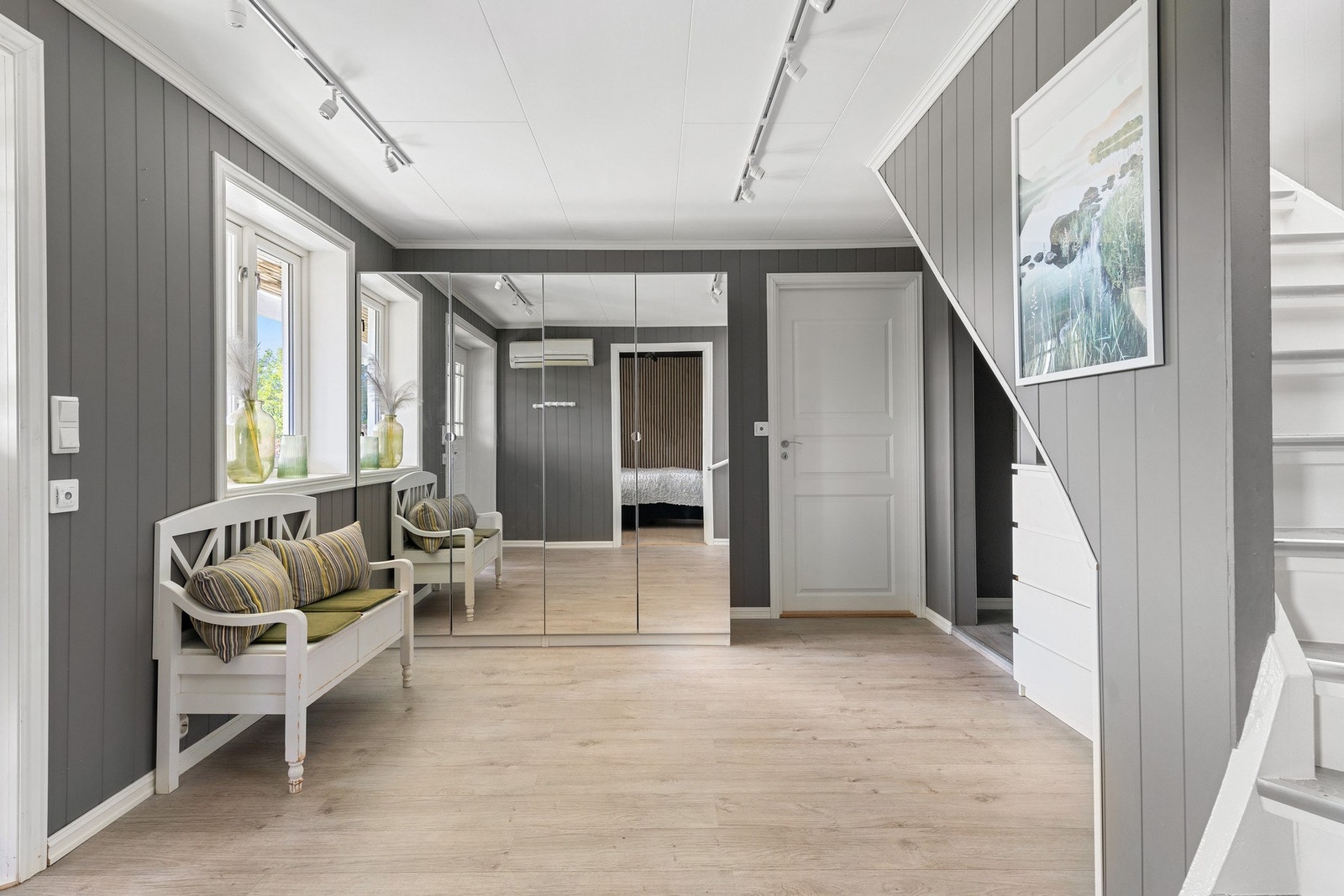 Hall i underetasje Galleribilde