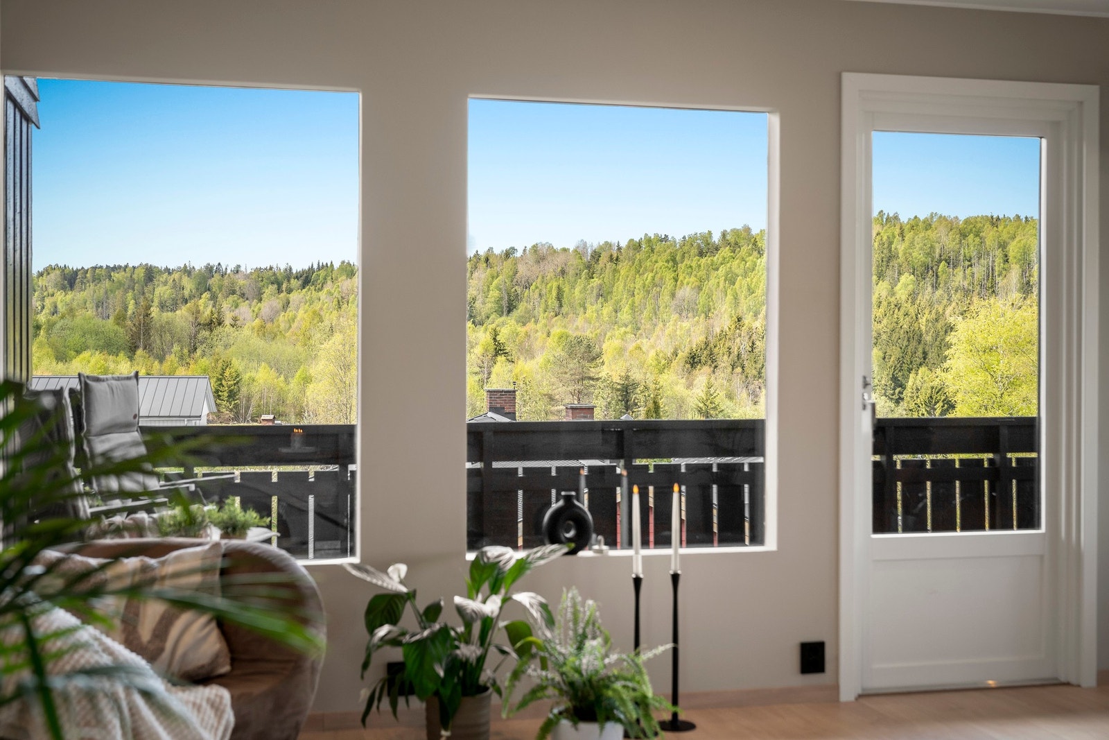 Terrassedør fra stuen med 2-lags isolerglass. Galleribilde
