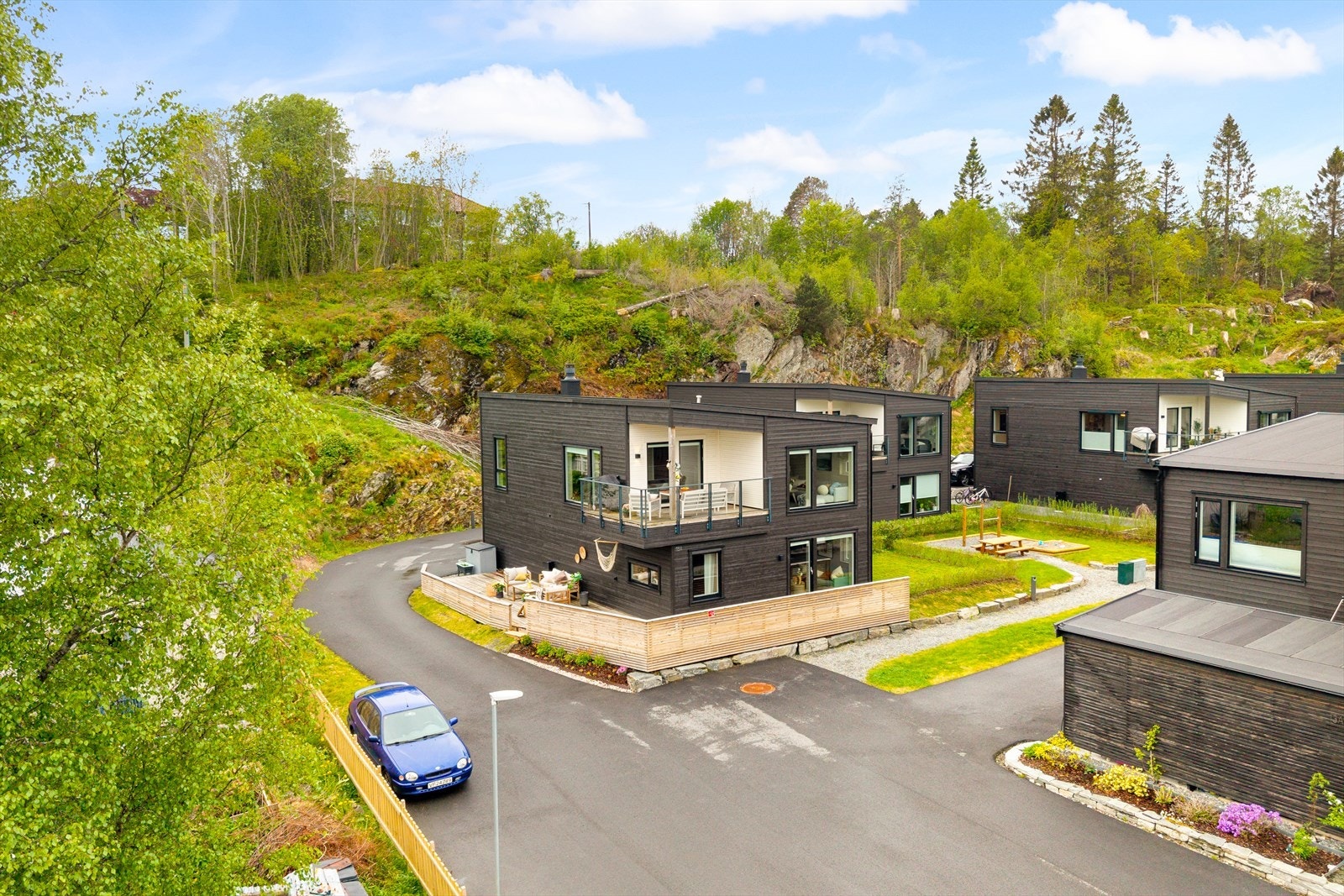 Velkommen til Steinsvikskaret 15A! Presentert av June Johannessen v/ Eiendomsmegler Norge Galleribilde