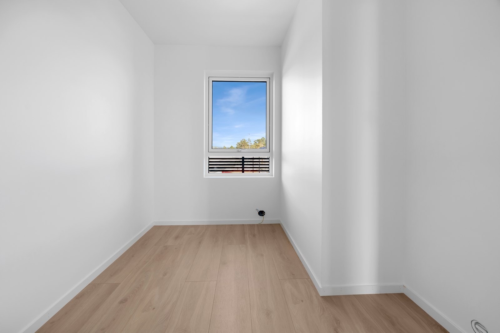 Det andre soverommet egner seg godt som barnerom, gjesterom eller kontor. Galleribilde