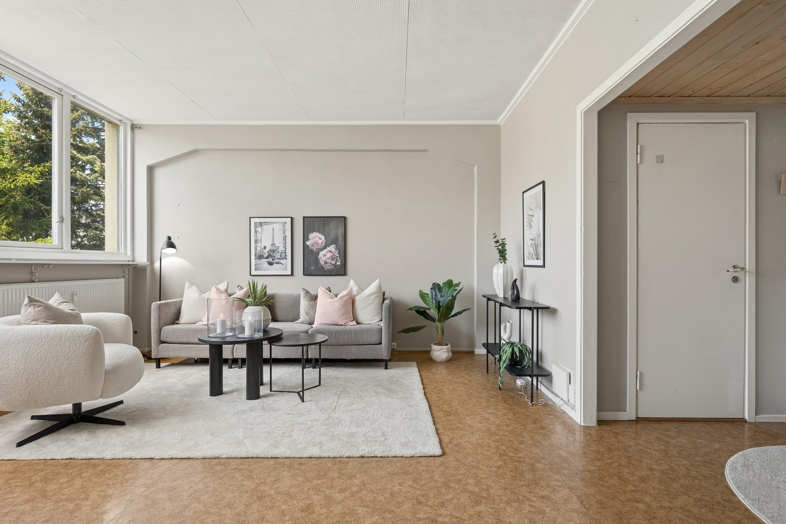 Vinduene slipper godt med naturlig lys inn. Galleribilde