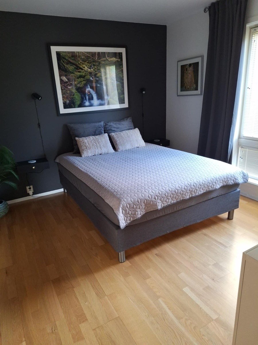 Soverom med 150 cm seng Galleribilde