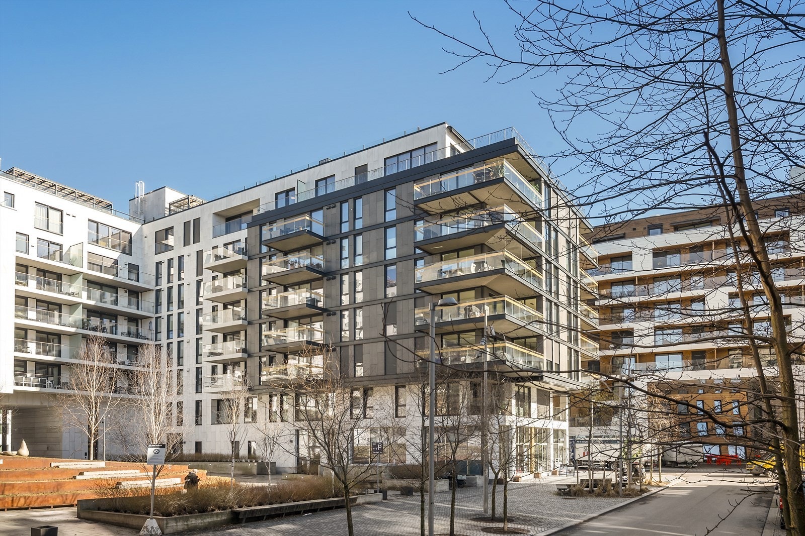 Leiligheten har en utmerket beliggenhet i Bjørvika med kort vei til alle fasiliteter. Galleribilde