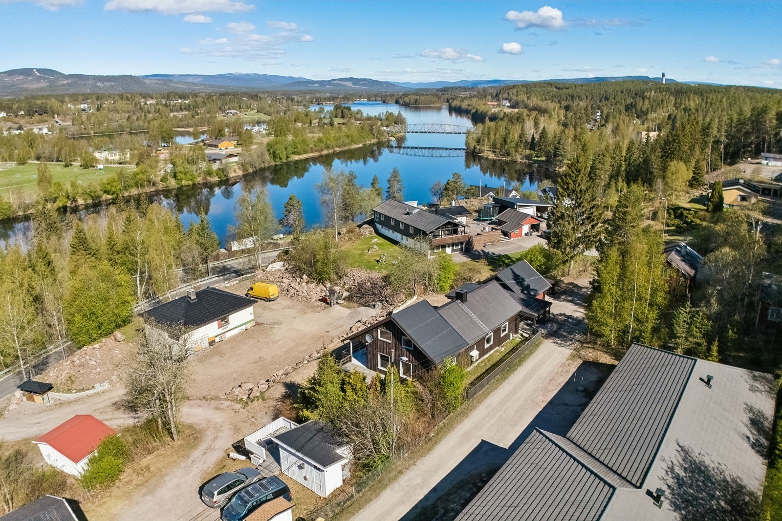 Beliggenheten i Ilsåslia gir nærhet til turstier, skiløyper og flotte fiske- og padlemuligheter i Rena og Glomma. Galleribilde