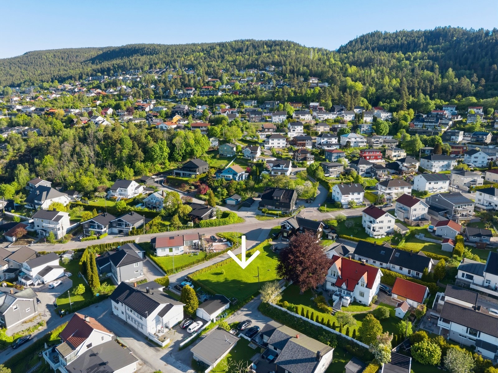 Her kan du bo med nærhet til barnehage, skole og idrettsanlegg Galleribilde