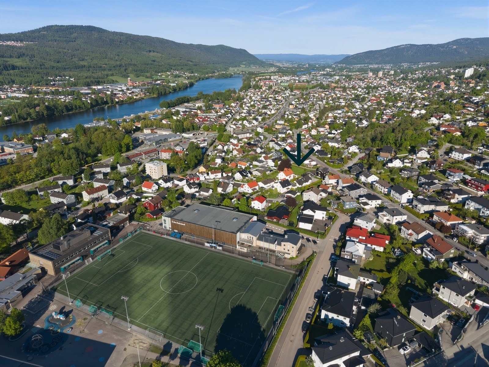 Beliggenheten byr også på kort vei til marka, elva og Drammen sentrum Galleribilde