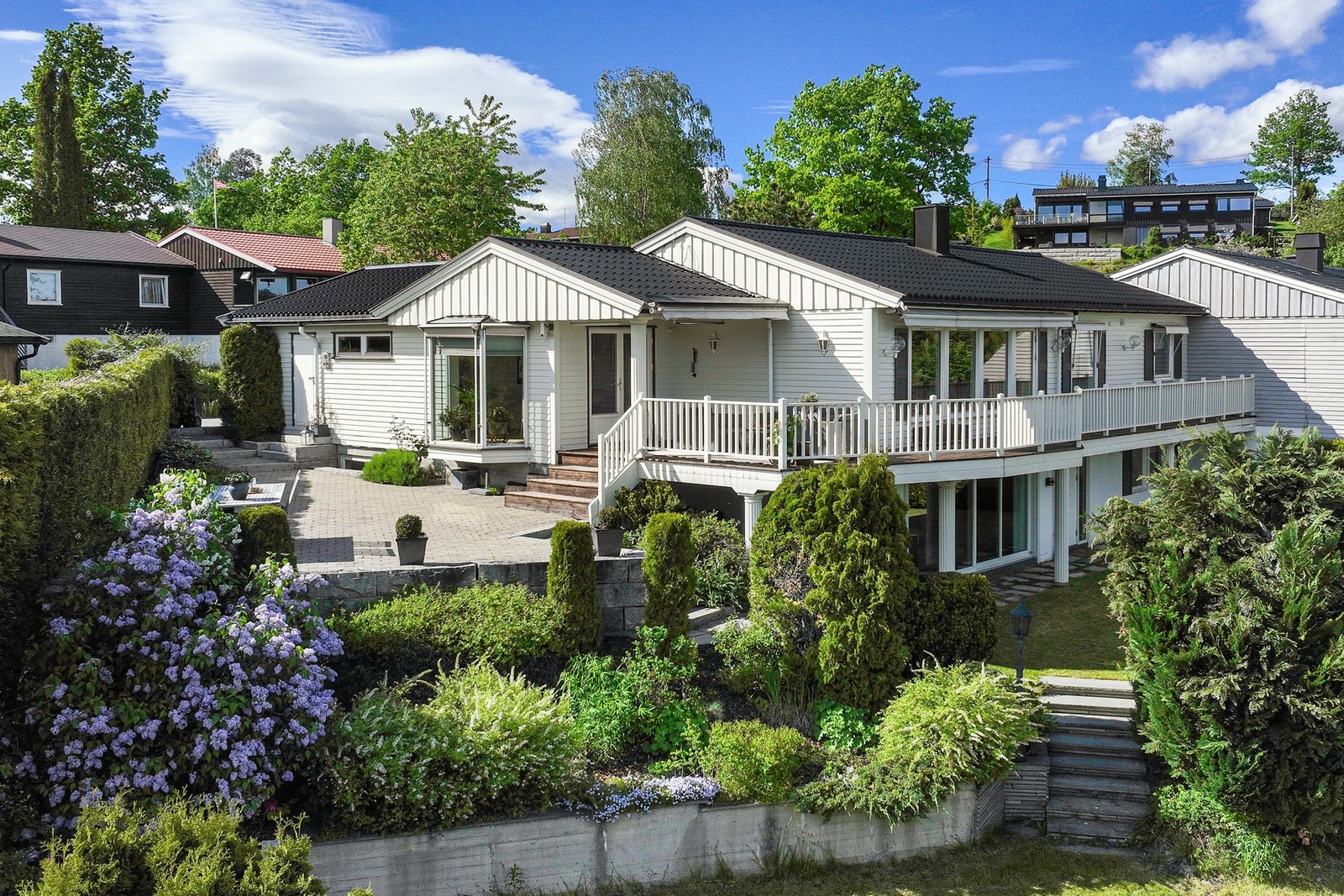Velkommen til Ridderkleiva 103 v/Kim Nordtorp i PrivatMegleren Bærum. Foto: Andreas Wiig Galleribilde