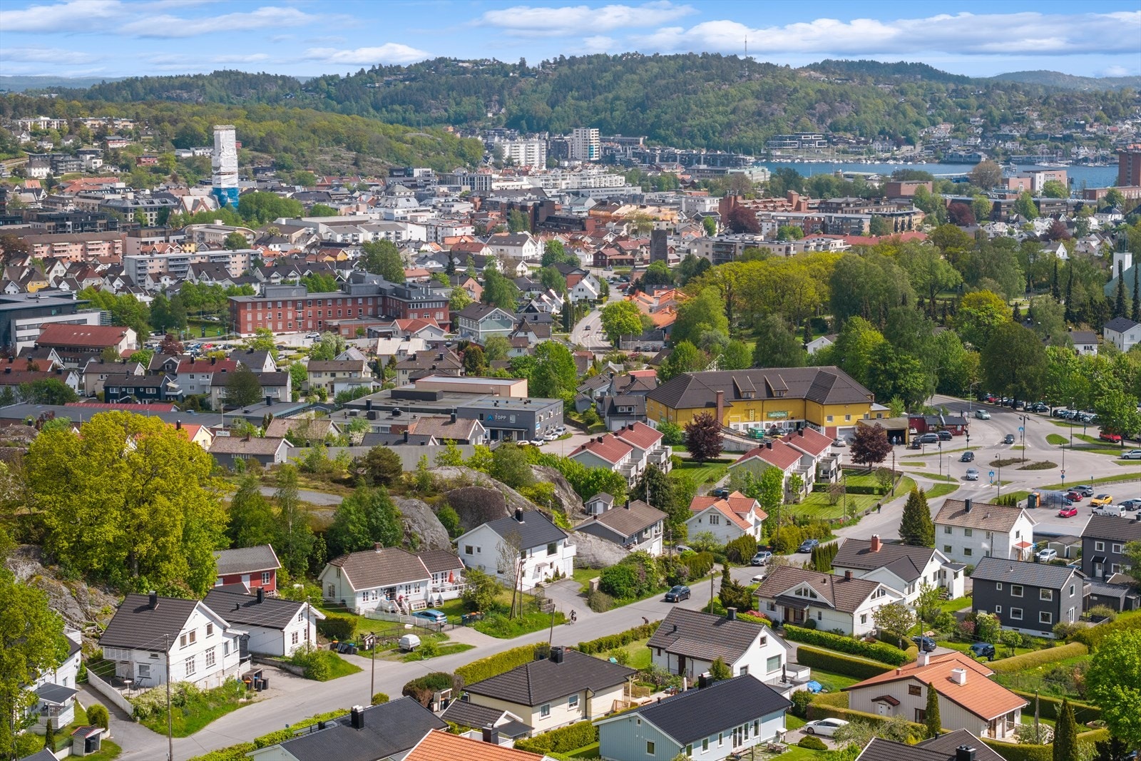 Like i nærheten finner du også Mokollen og Preståsen - naturskjønne områder med variert terreng, rolige skogsstier og vakre utsiktspunkter. Galleribilde
