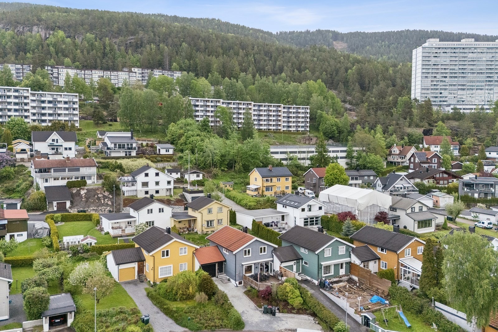 Nærhet til flere skoler og barnehager. Galleribilde