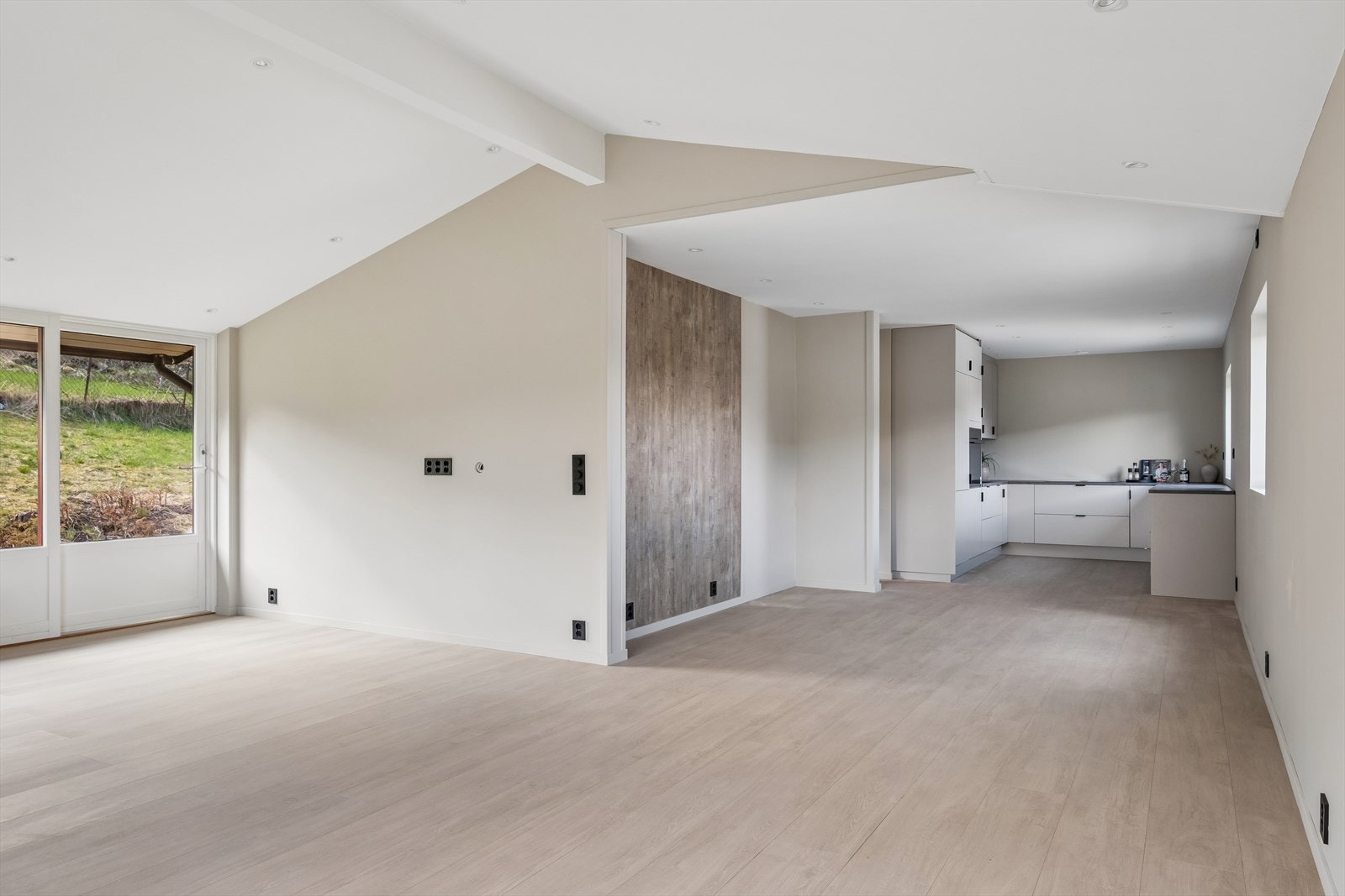 Stue mot spisestue og stue Galleribilde