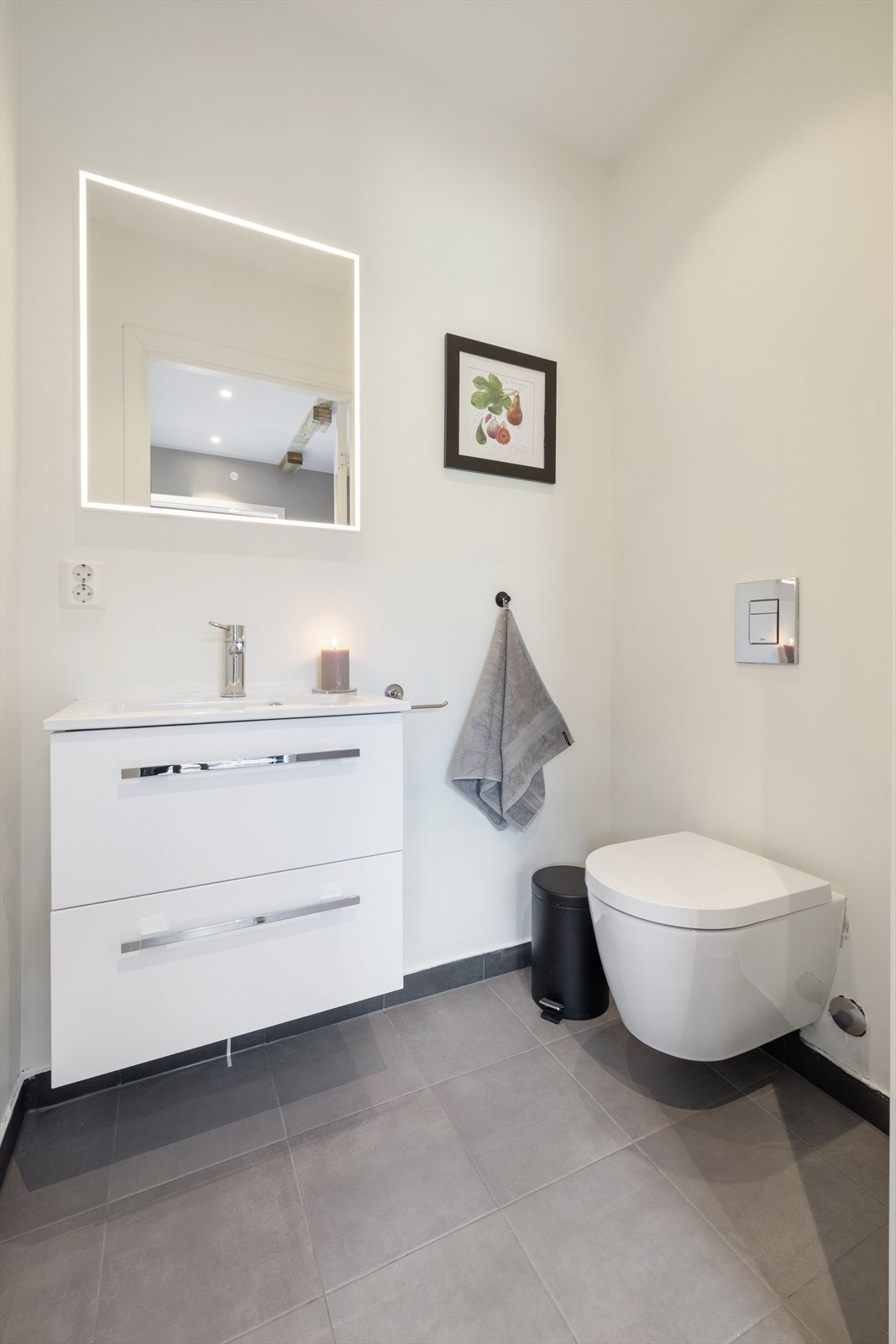 Flislagt wc med varme i gulv. Galleribilde