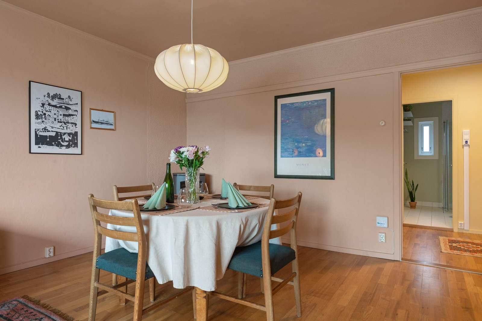 Her er det også plass til langbord om en er flere. Galleribilde