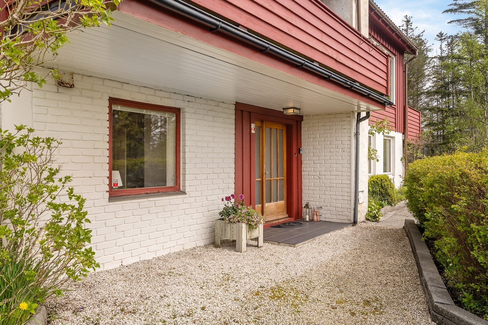 Hyggelig inngangsparti. Galleribilde