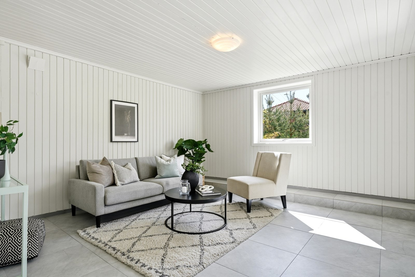 Flott kjellerstue med mange bruksmuligheter. Galleribilde