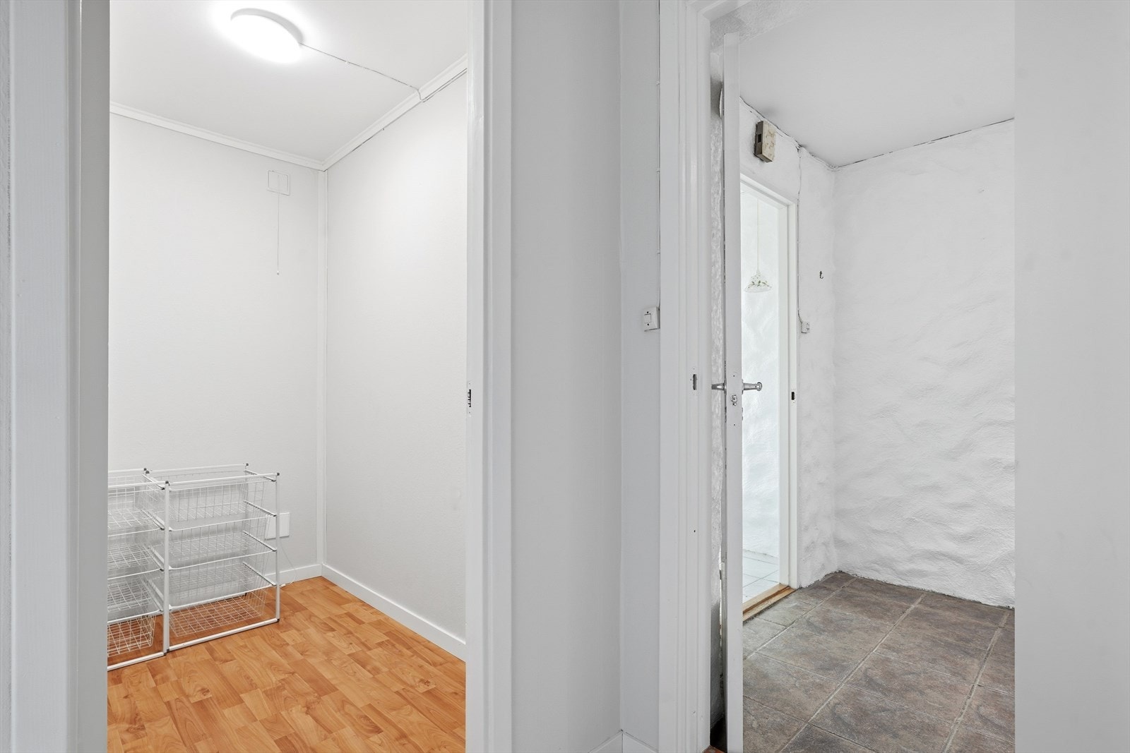 Hybelen har også egen bod. Galleribilde