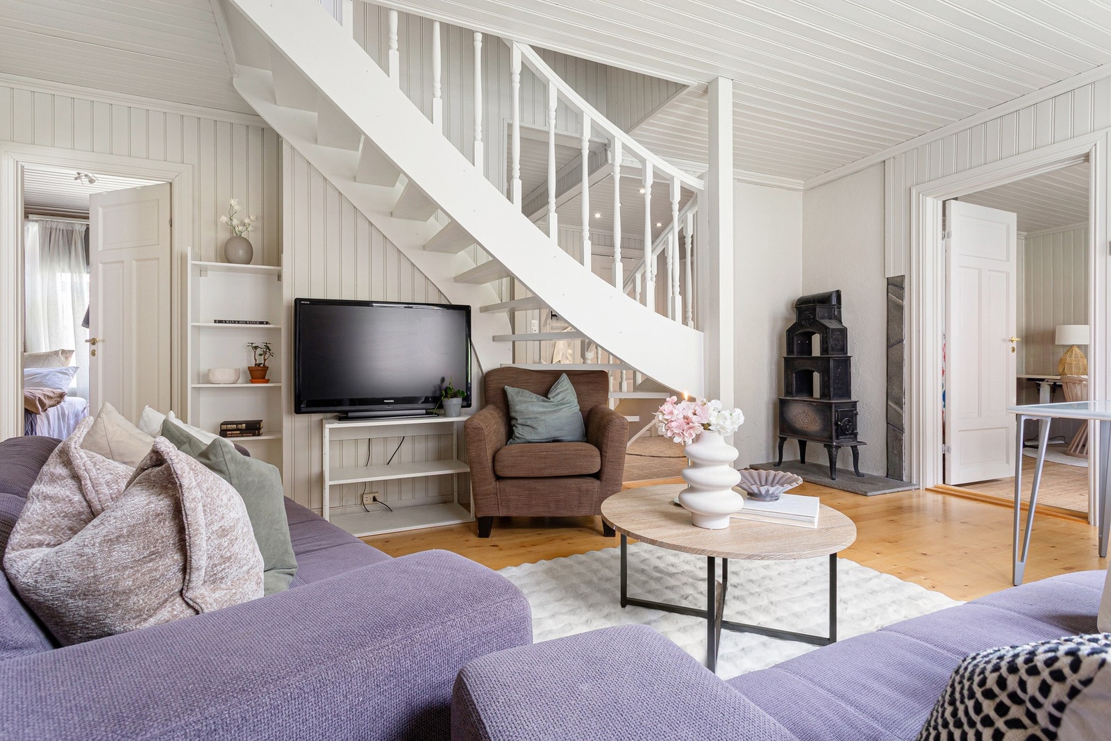 Leiligheten har en ypperlig beliggenhet på Møllenberg med kort avstand til NTNU og Solsiden. Galleribilde