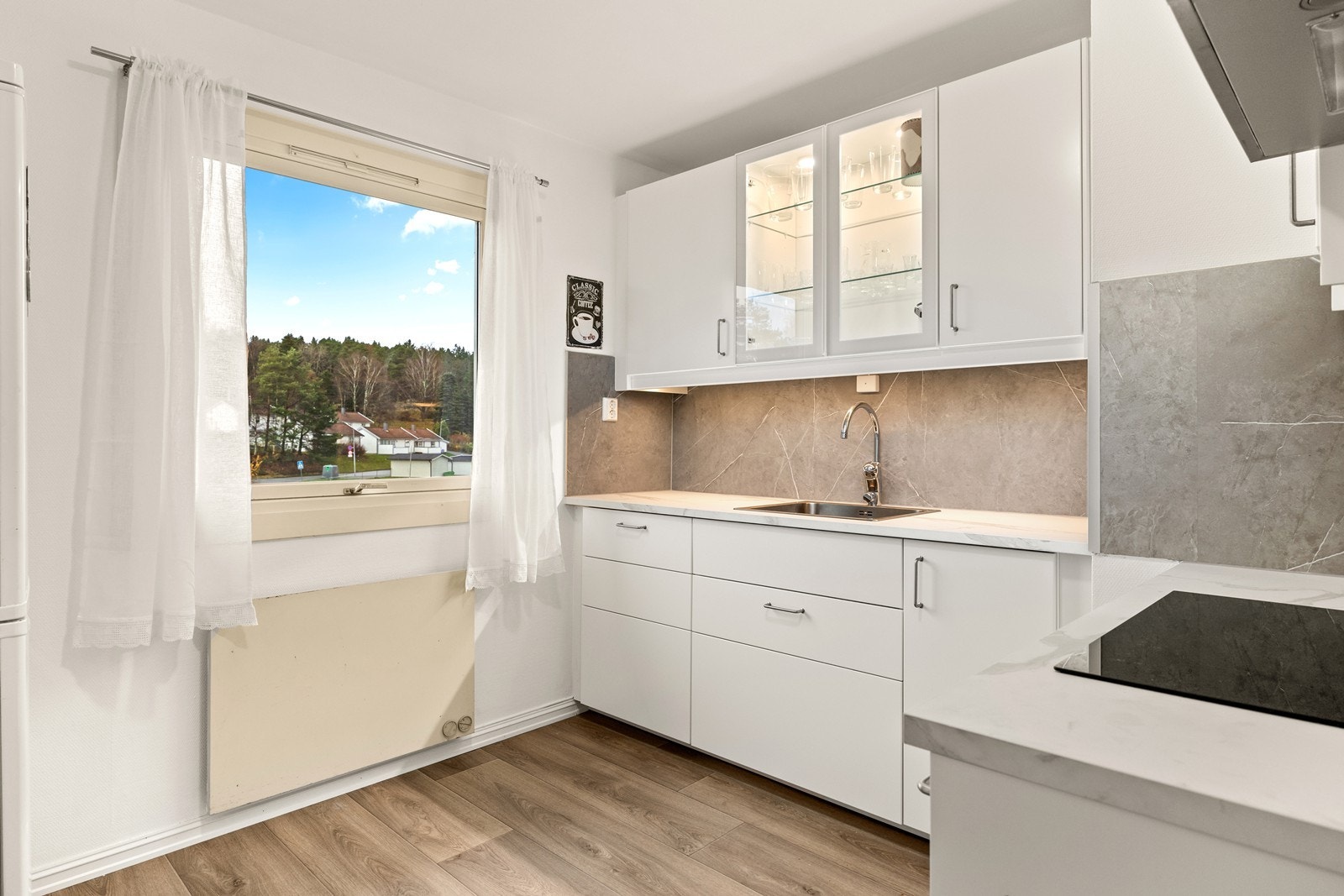 Ny og moderne kjøkkeninnredning fra IKEA Galleribilde