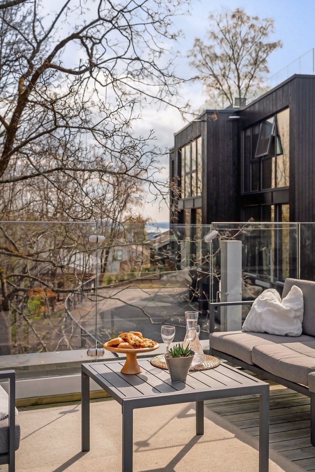 Perfekt for lange sommerkvelder, grilling og avslapning i friluft. Galleribilde