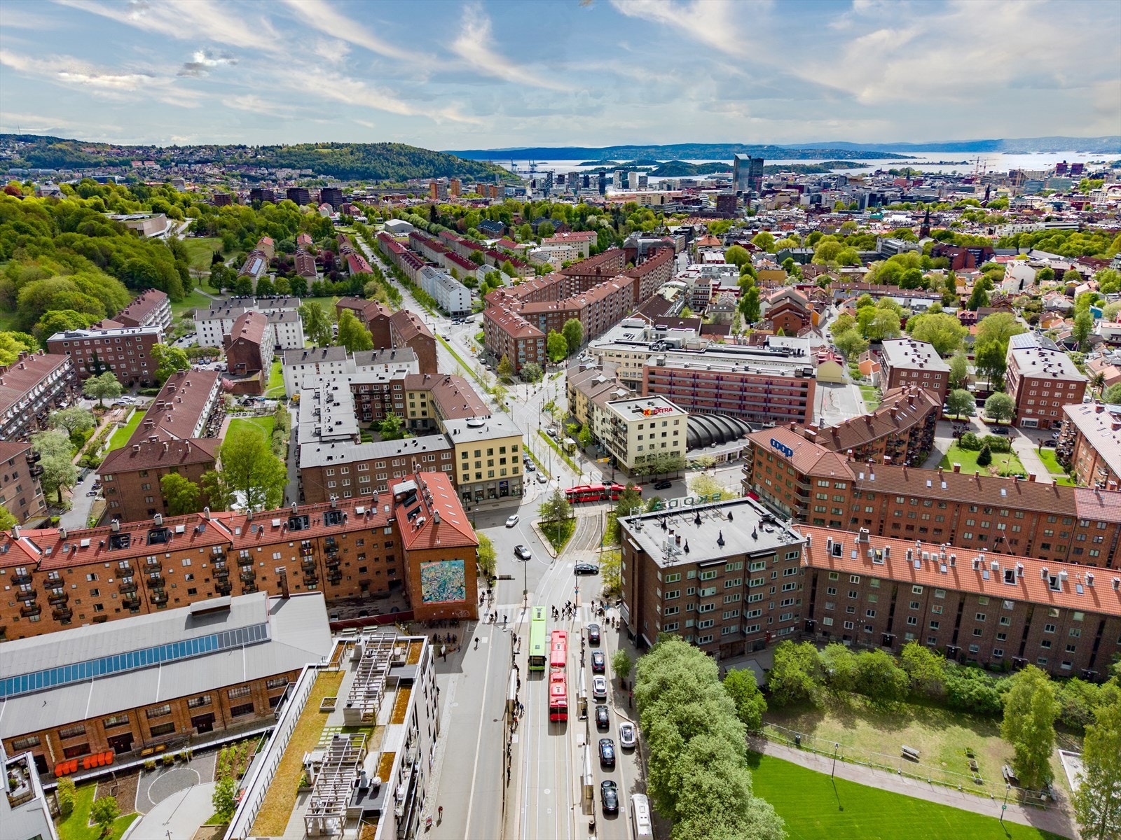 Dronebilde over Carl Berner. Galleribilde