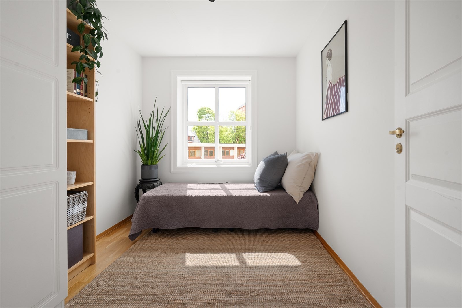Soverom to passer utmerket til gjesterom, barnerom eller kontor. Galleribilde