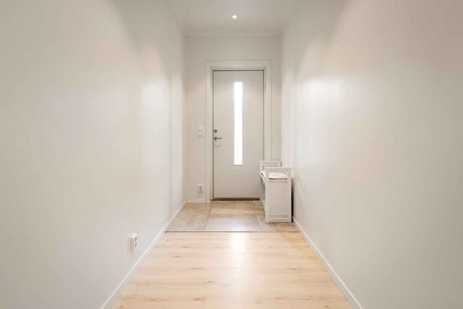 Egen inngang til hybelen i underetasjen. Galleribilde