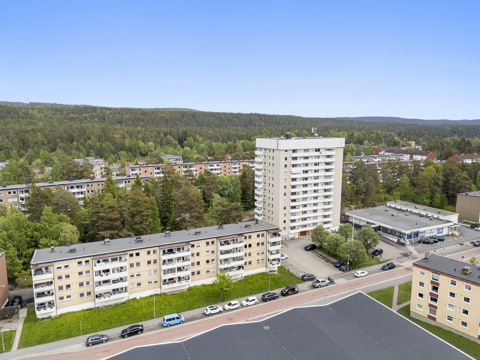Området har nærhet til store grøntområder og Østmarka, med gode turmuligheter. Galleribilde