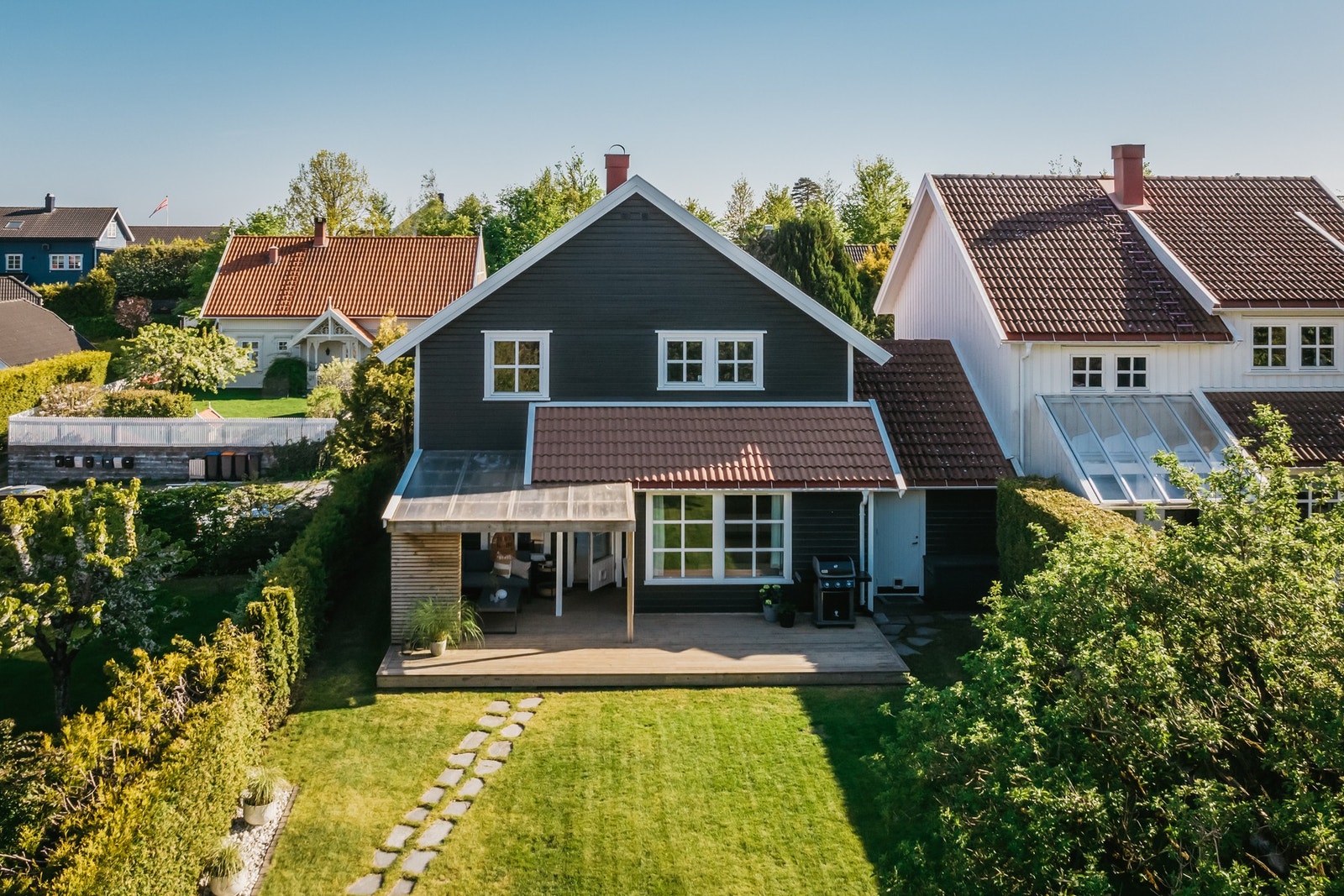Her bor man tilbaketrukket, samtidig som det er kort vei til alle fasiliteter og servicetilbud. Galleribilde