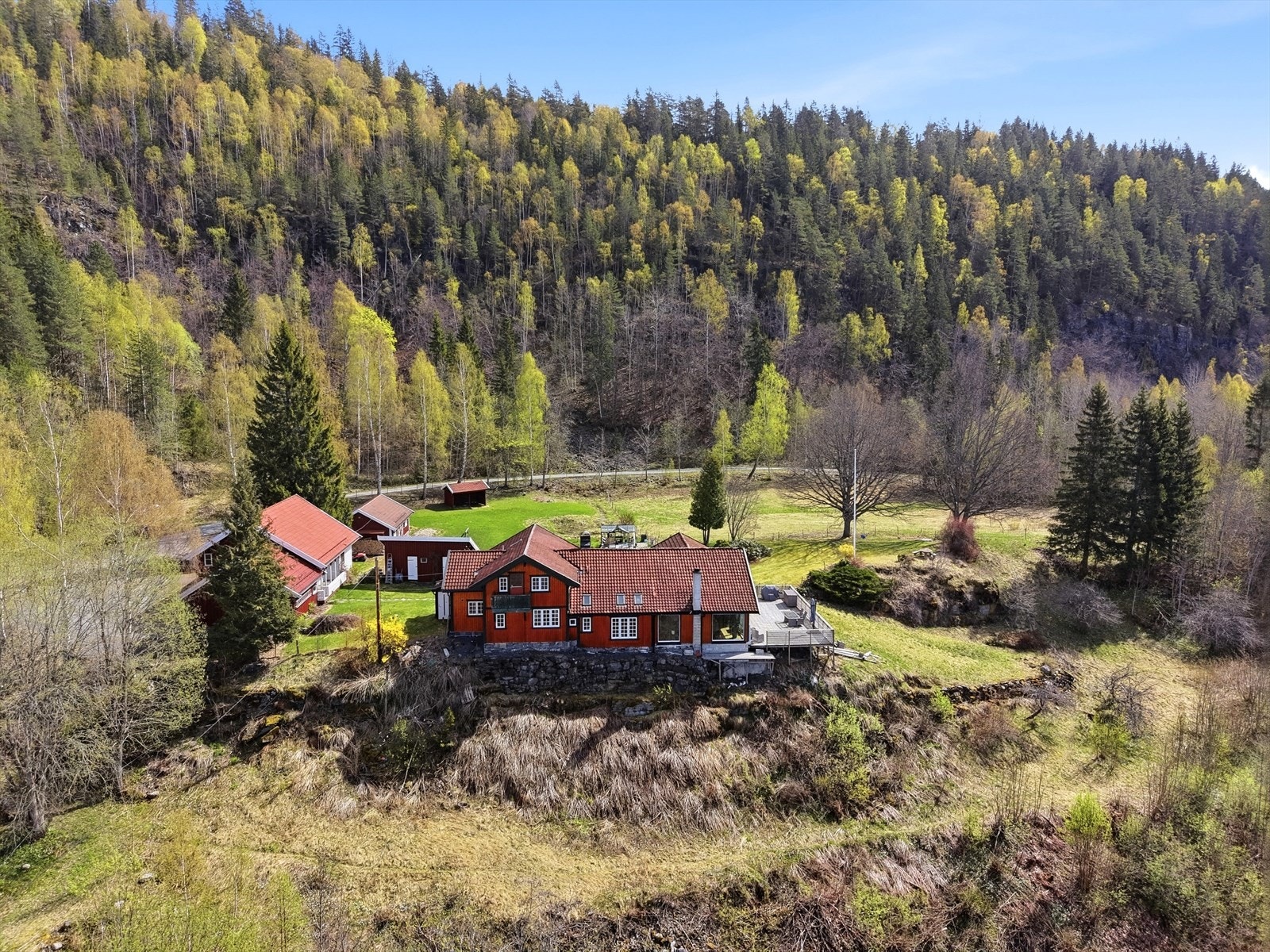 Velkommen til Nyhusveien 51! Foto: Arild Brun Kjeldaas. Galleribilde